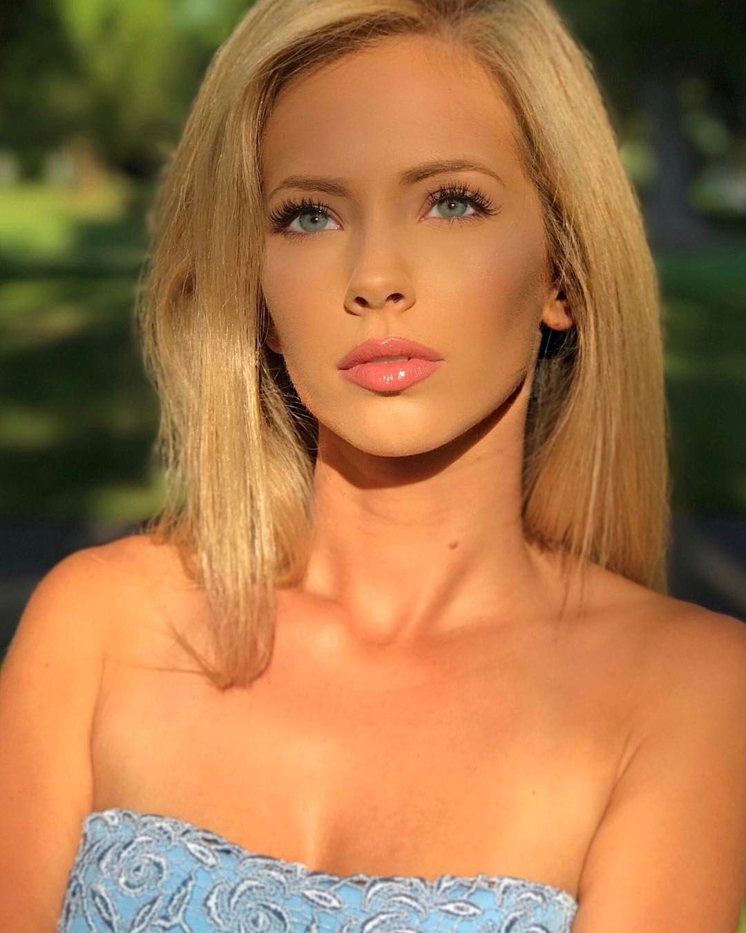 Аманда Тейлор Bikini