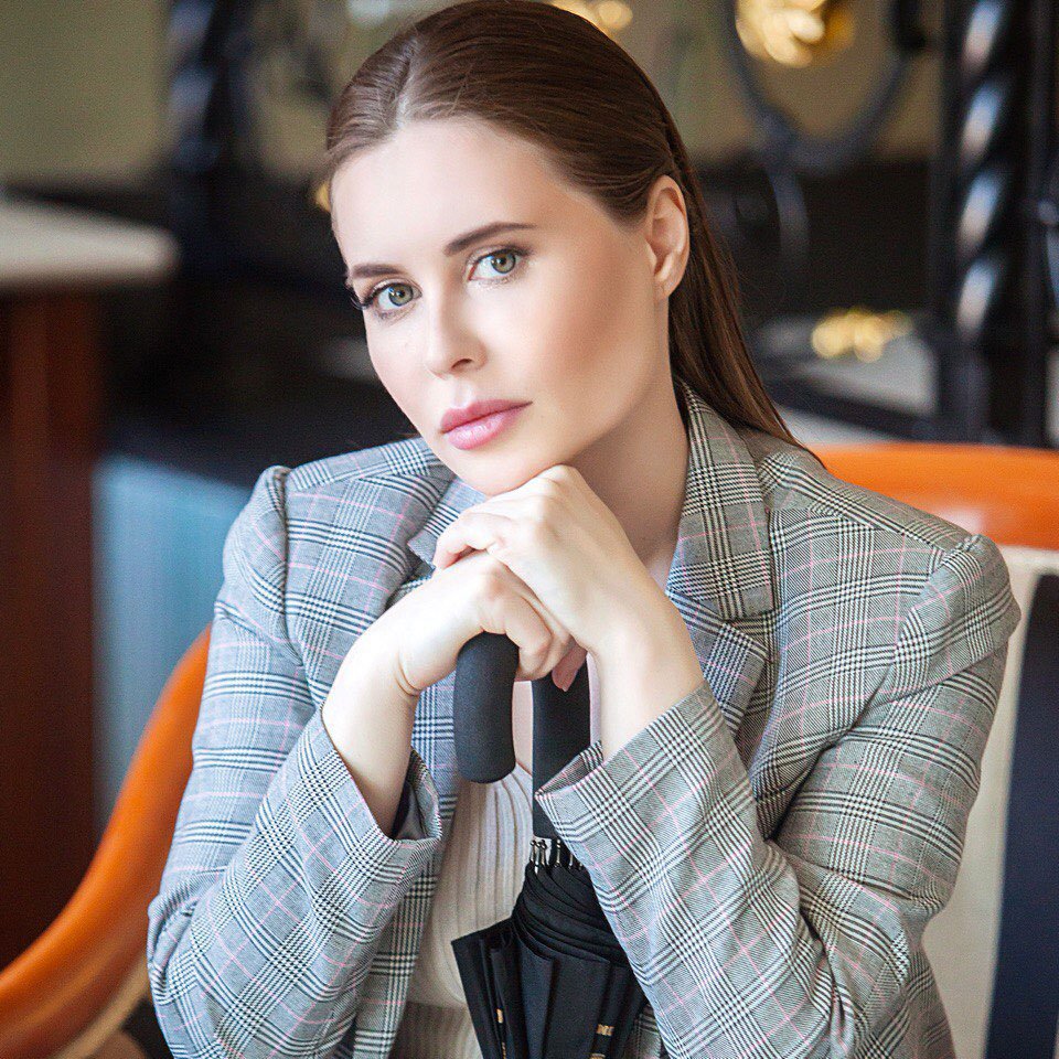 Аида тумутова Максим