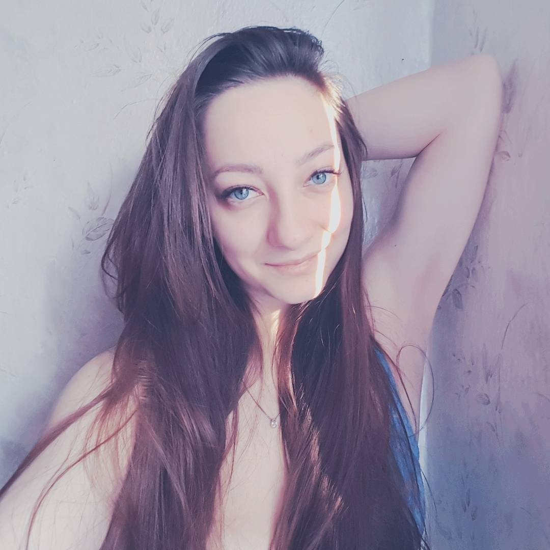Юля Михалкова