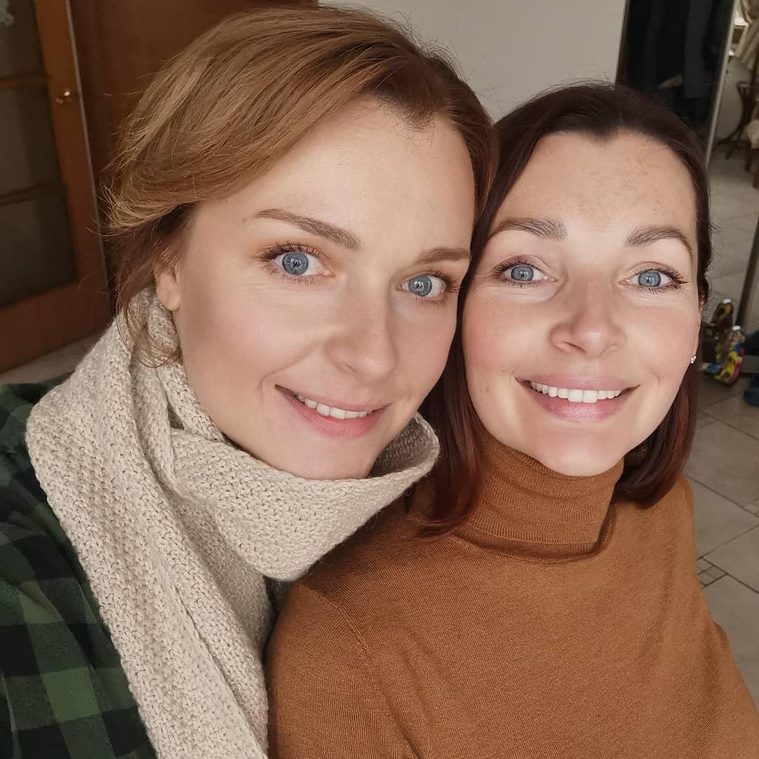 Илана Юрьева босиком