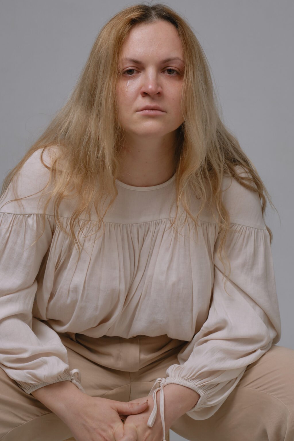 Марина Александрова босиком