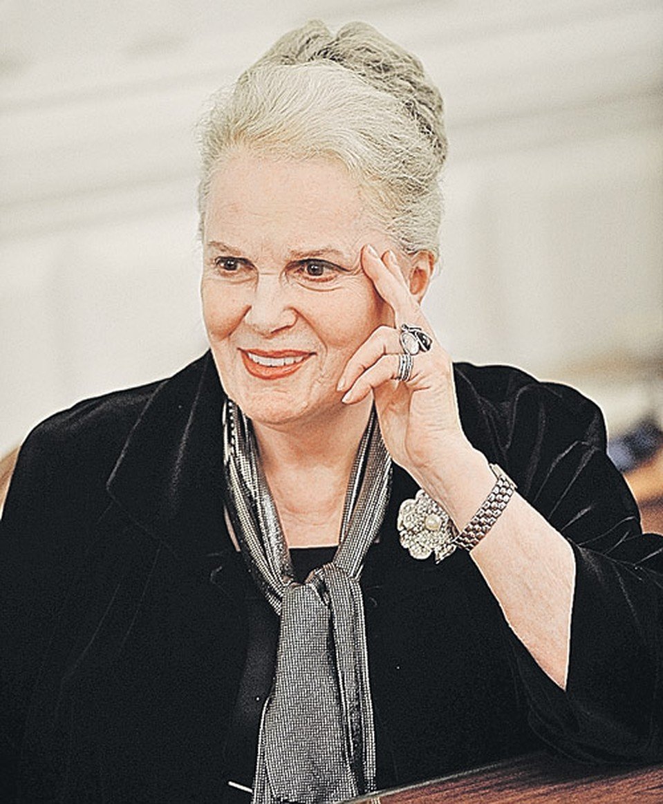 Эвелина Быстрицкая