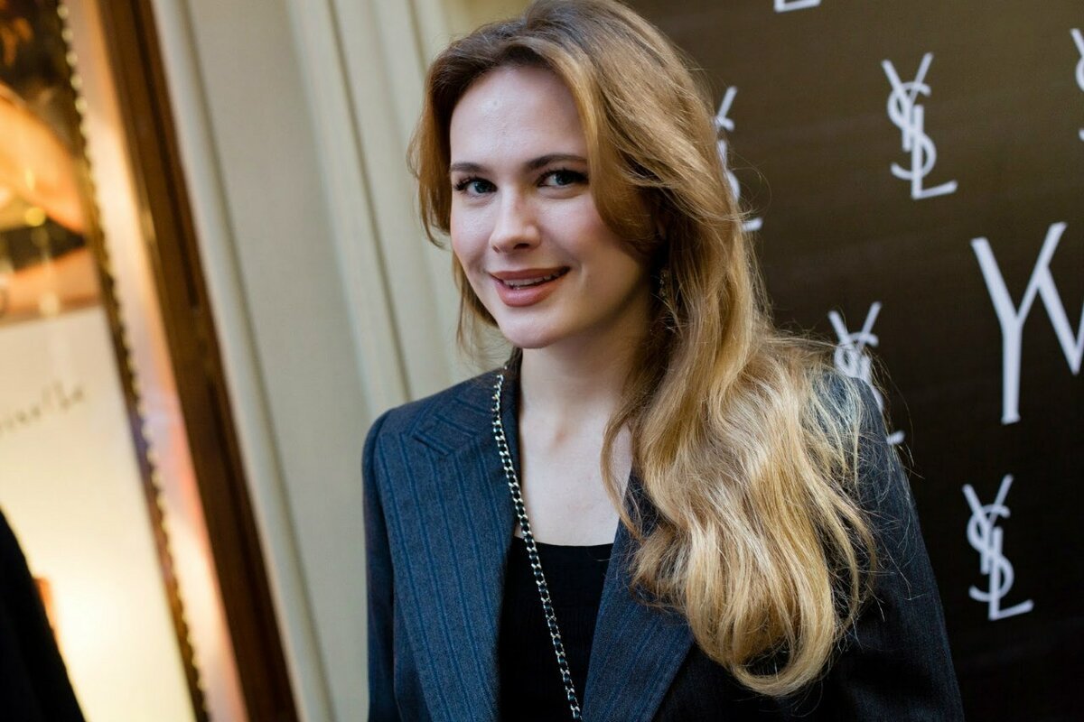 Анна Горшкова две судьбы