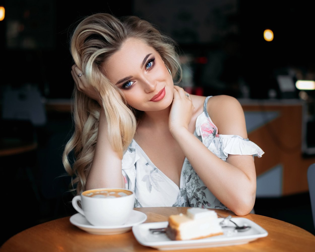 Элегантные прически