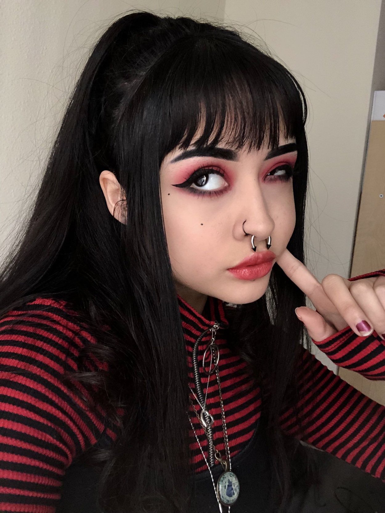 Макияж alt girl