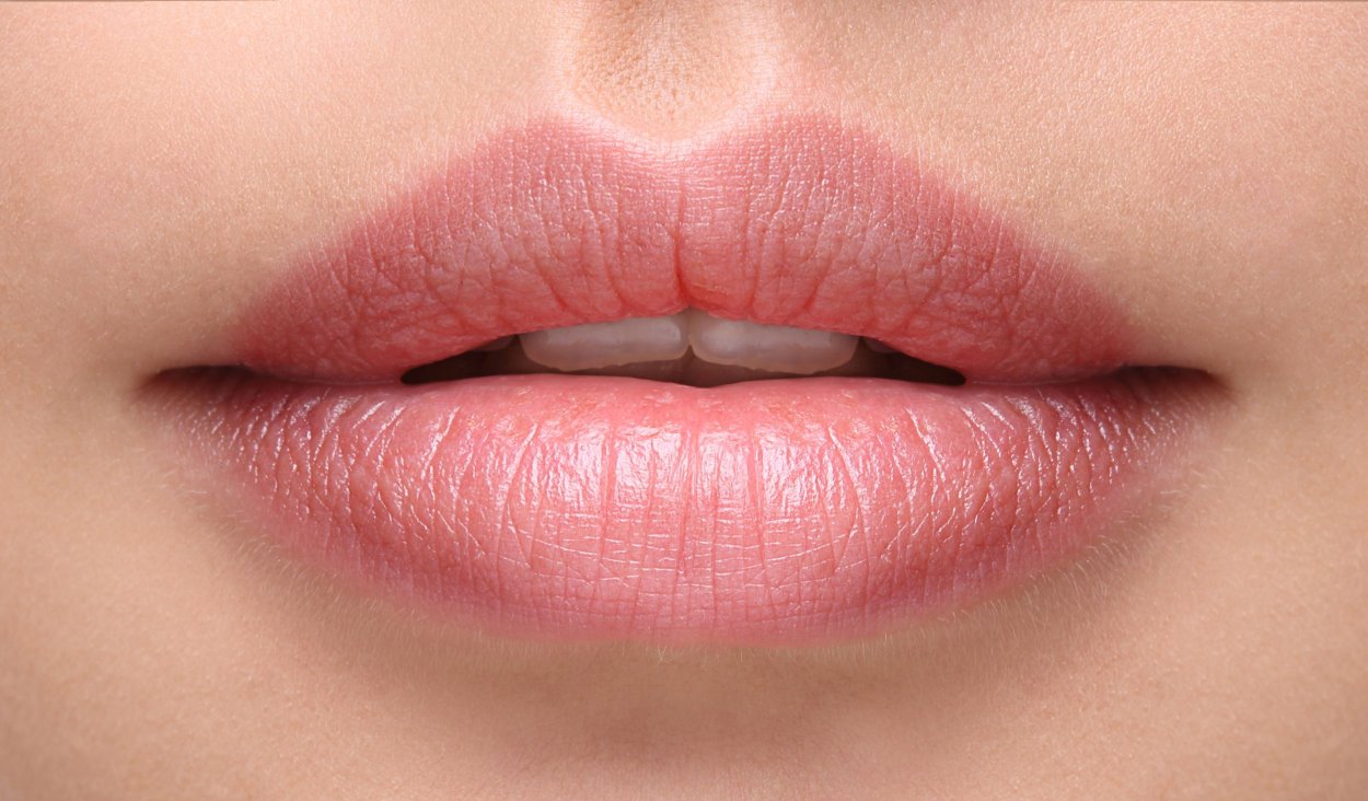 Chanel rouge Coco Bloom 124