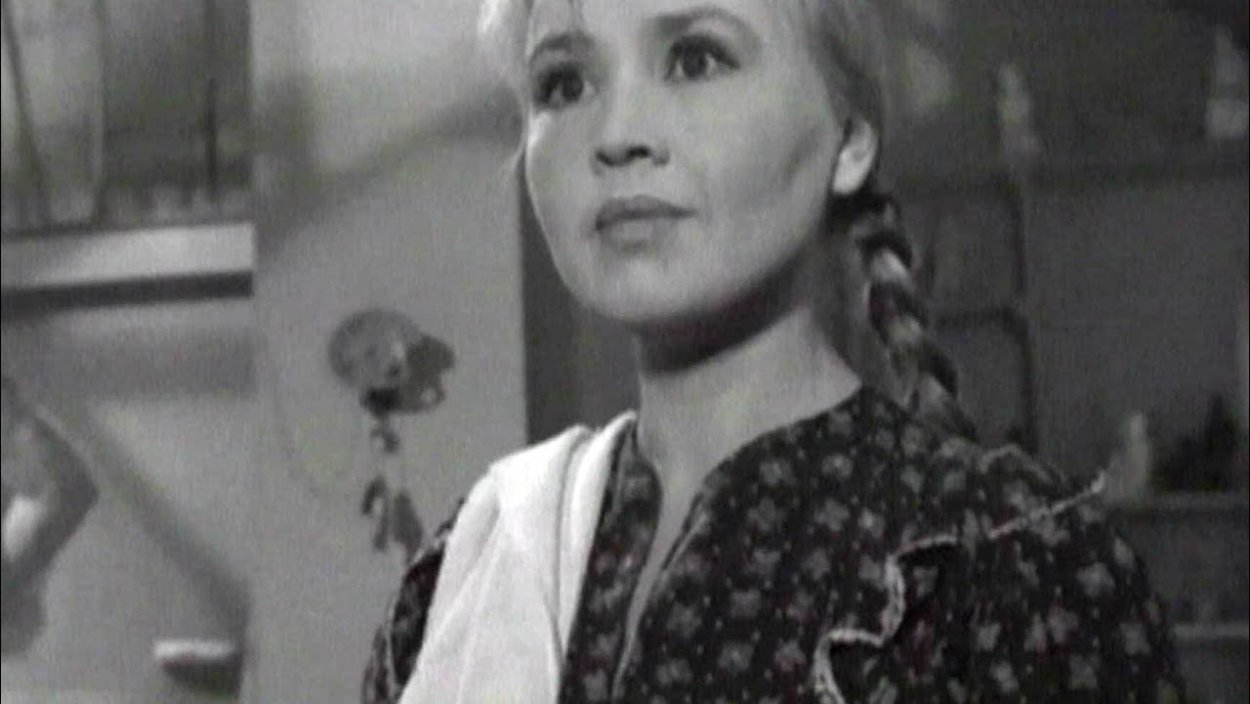Екатерина Савинова