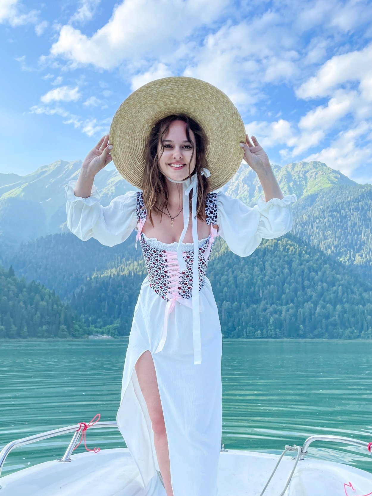 Модель Anna Opsal
