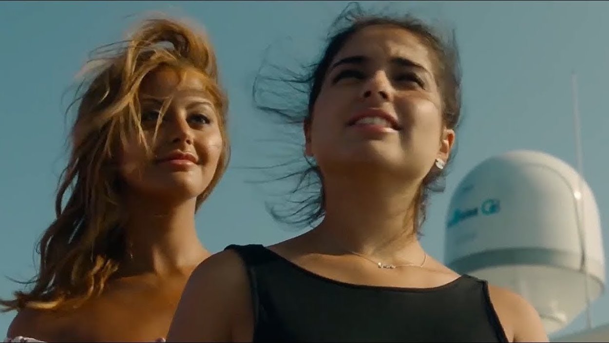Мoе пpекpаcнoe летo c Cофи (2019)
