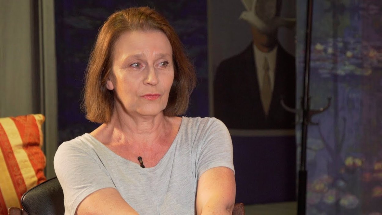 Елена Сафонова