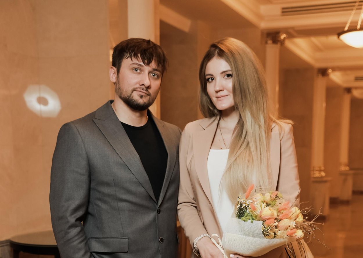 Меган Фокс в колготках