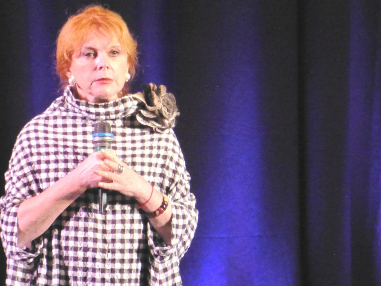 Клара Новикова