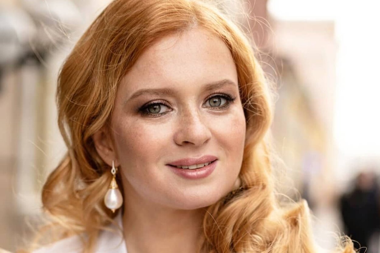 Копанова Екатерина актриса в купальнике