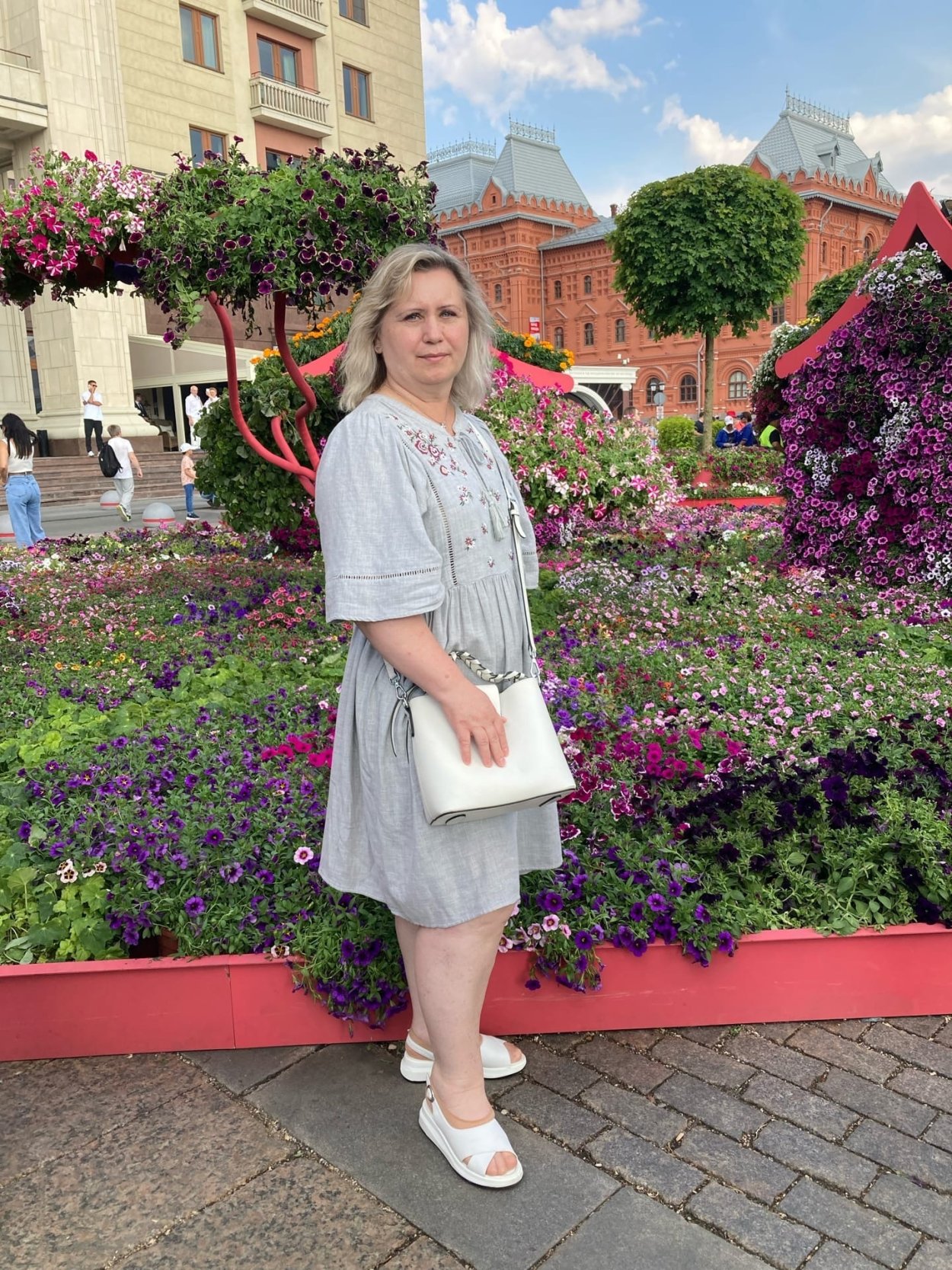 Елена Потанина в купальнике