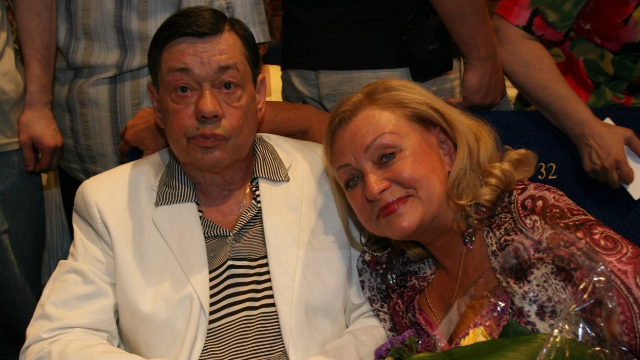 Сын Караченцова и Поргиной Андрей
