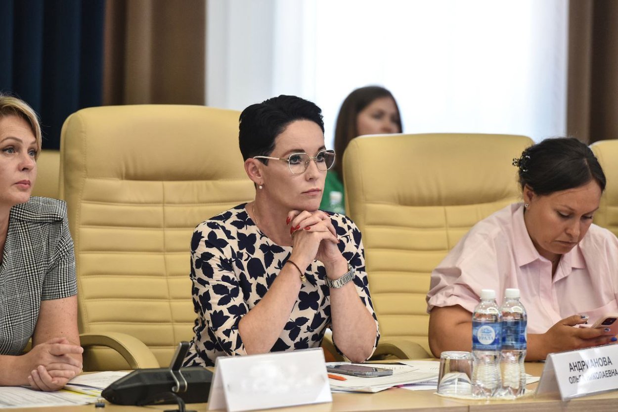 Ольга Андрианова керлинг