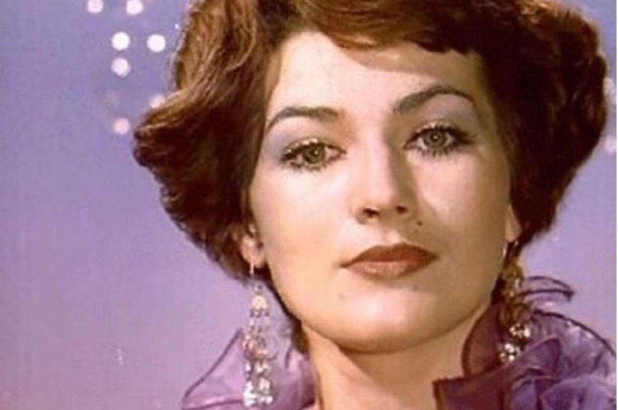 Милла Йовович, 1988 год.