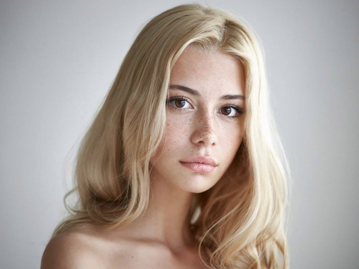 Анна Михеева хофманита
