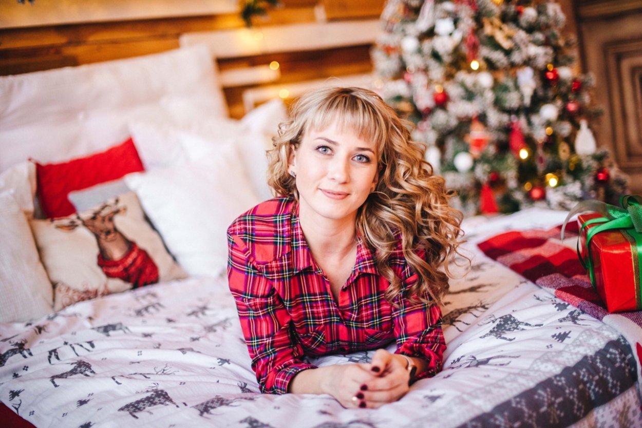 Янина Студилина в Нижнем белье остров