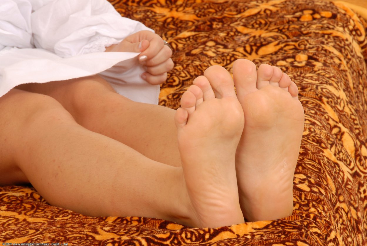 Sasha zima feet