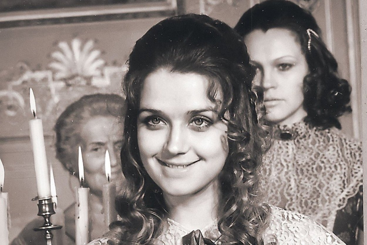 Ирина Алферова Констанция
