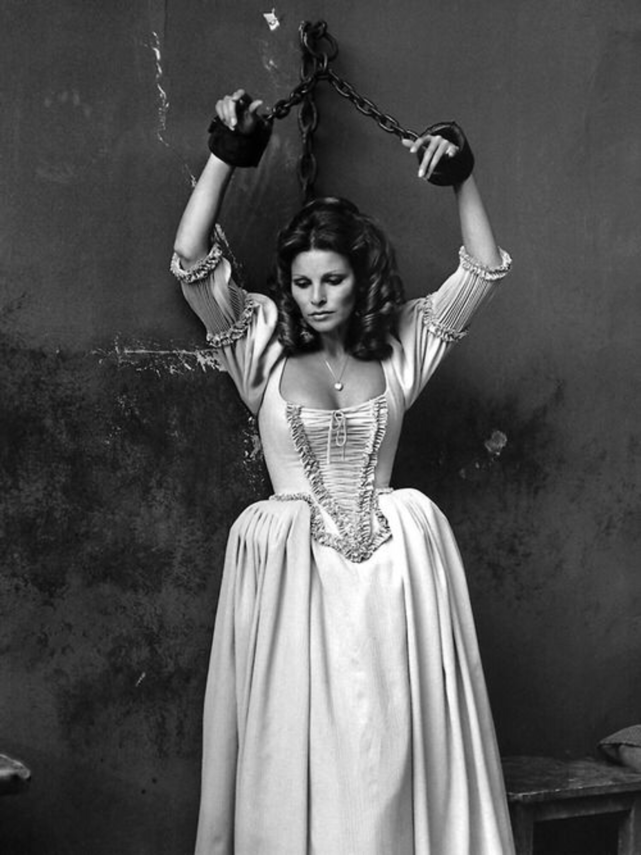 Raquel Welch три мушкетера