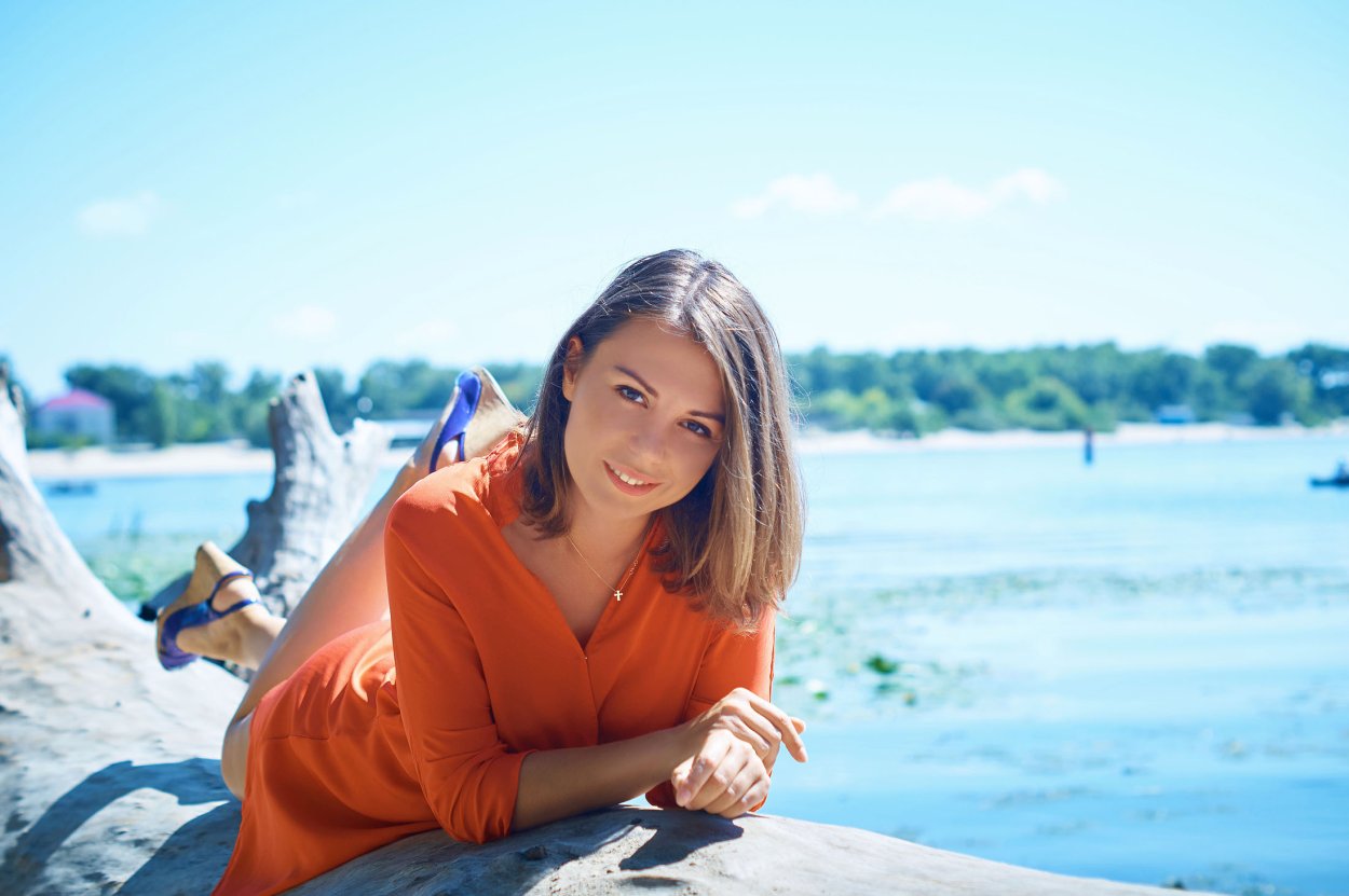 Земляникина любовь актриса
