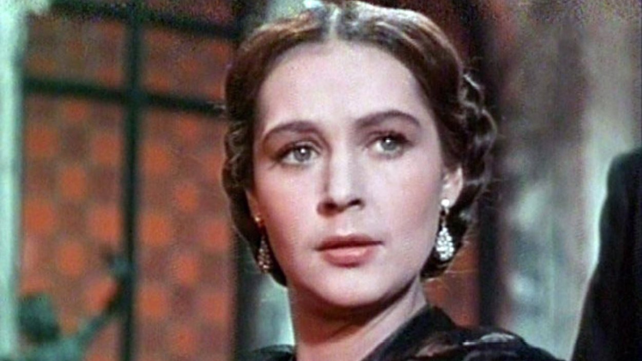 Елена Антонова актриса