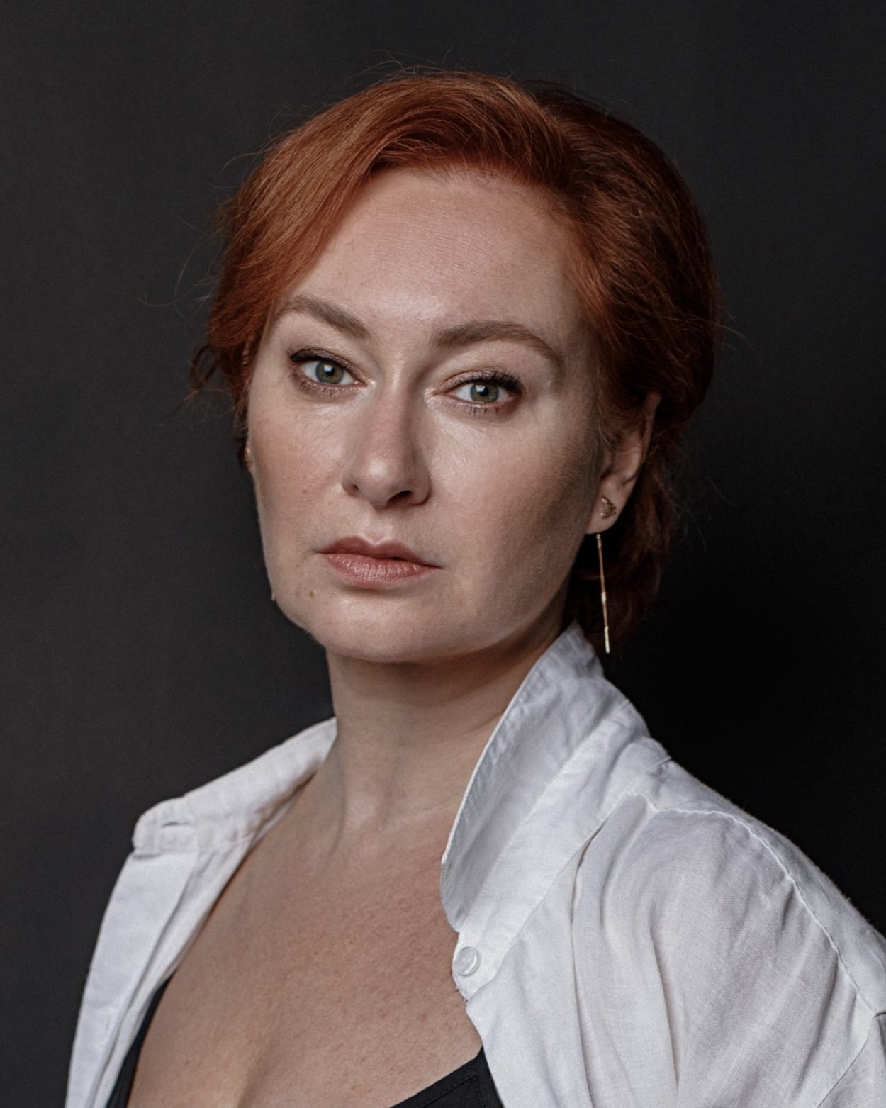 Актриса Левакова