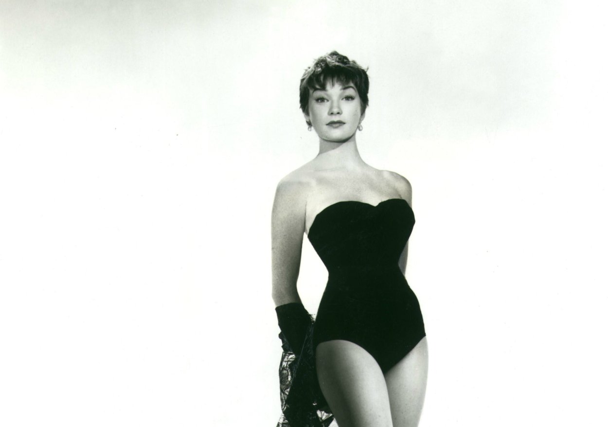 Shirley MACLAINE hqdefault