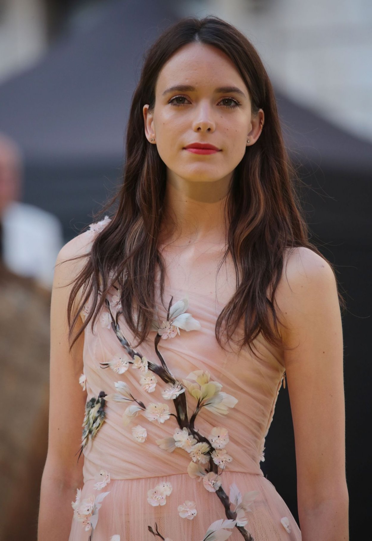 Stacy Martin улыбка