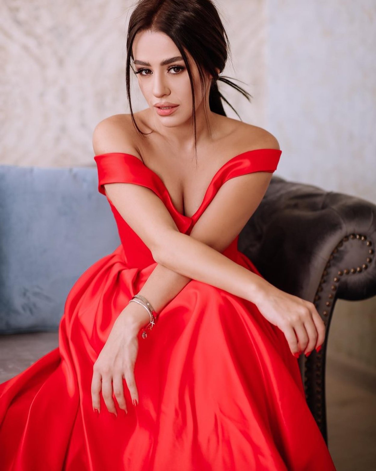 Elenmanukian слив Элен Манукян
