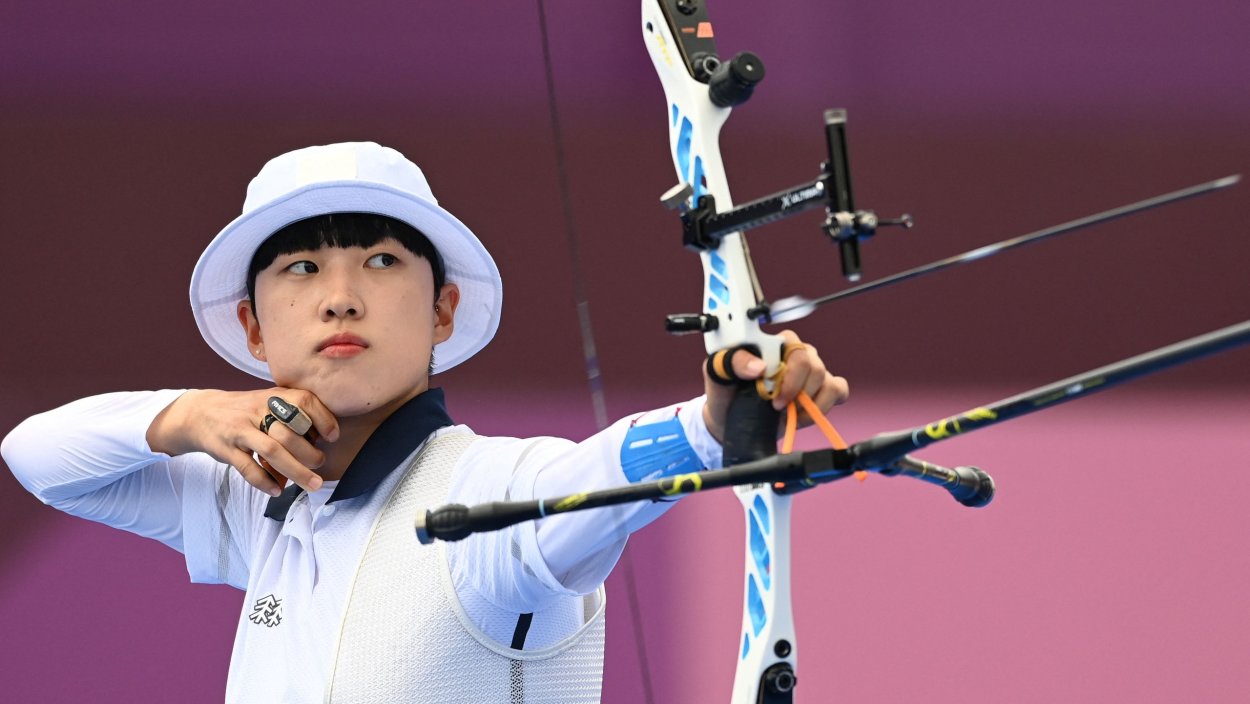 Сара Боуман Archery