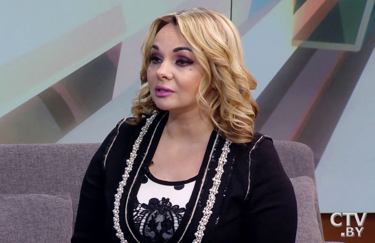 Александра Гайдук певица