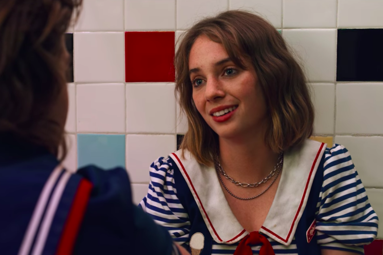 Maya Hawke Robin