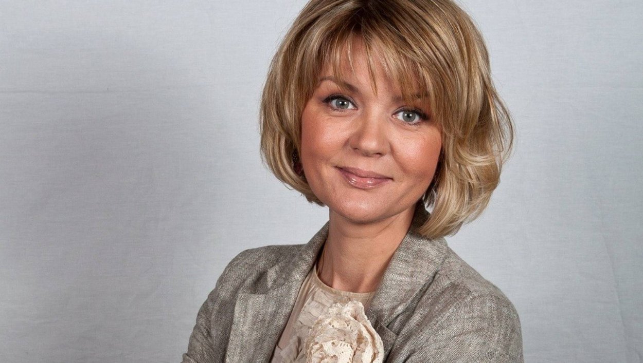 Юлия Меньшова стрижка 2021