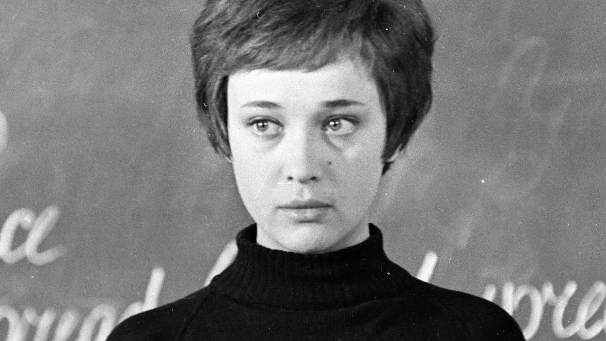 Людмила Стоянова актриса