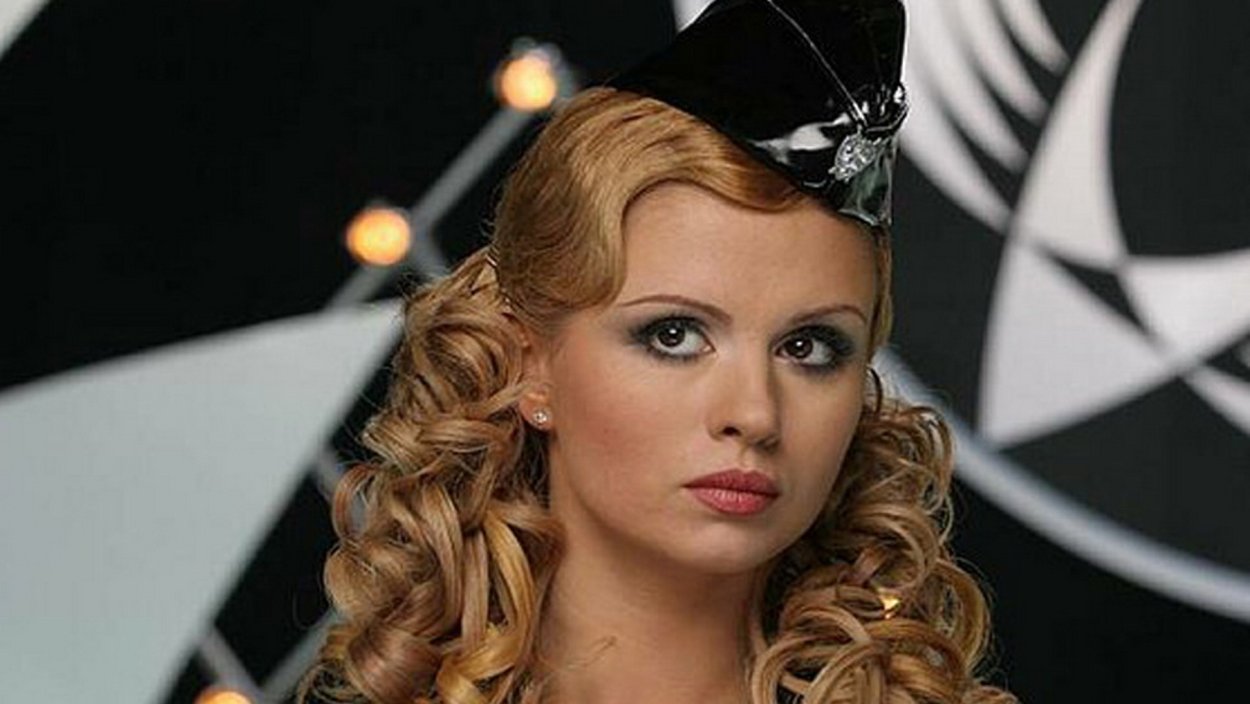 Анна Семенович блестящие