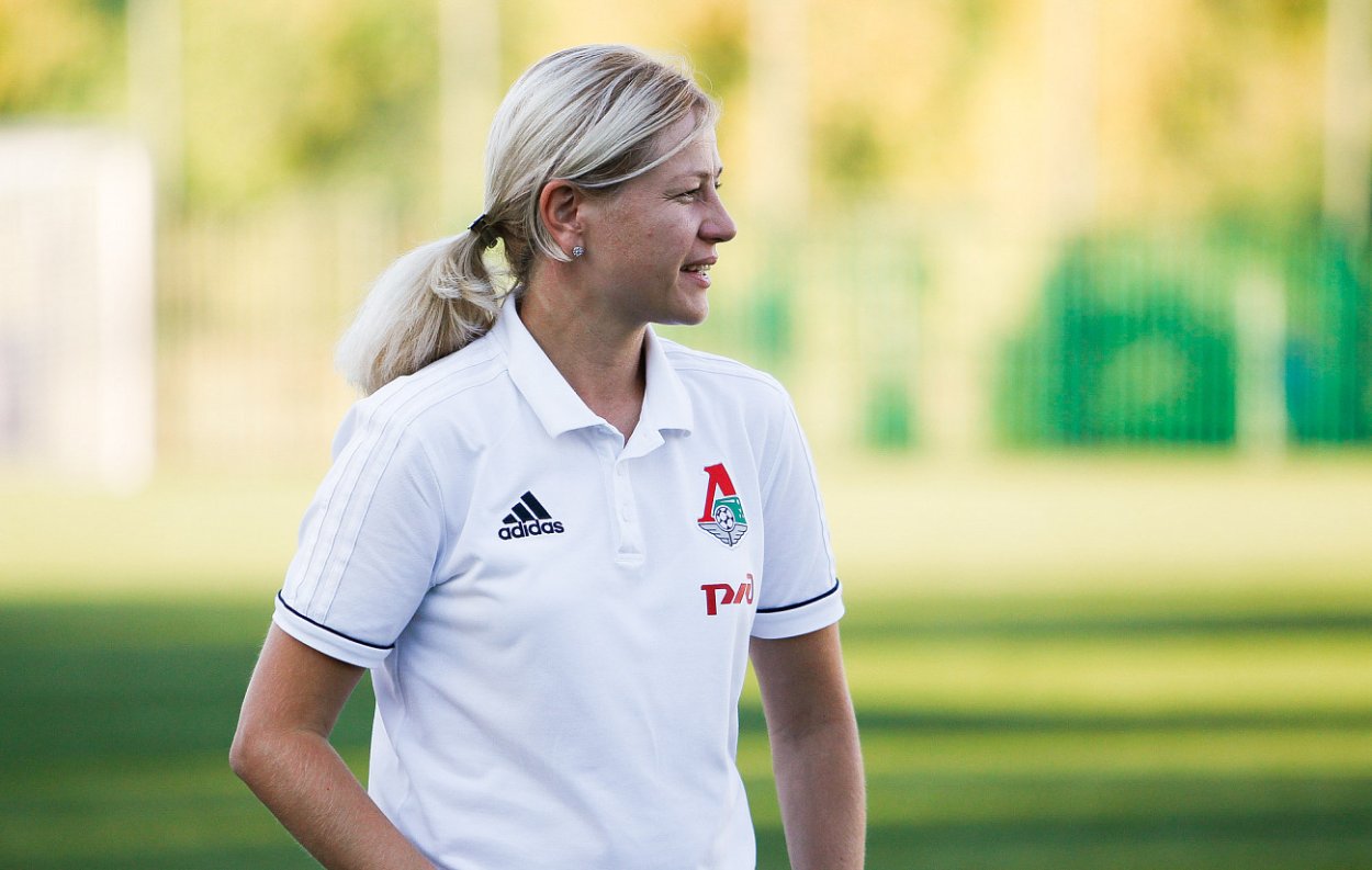 Елена Фомина футболистка