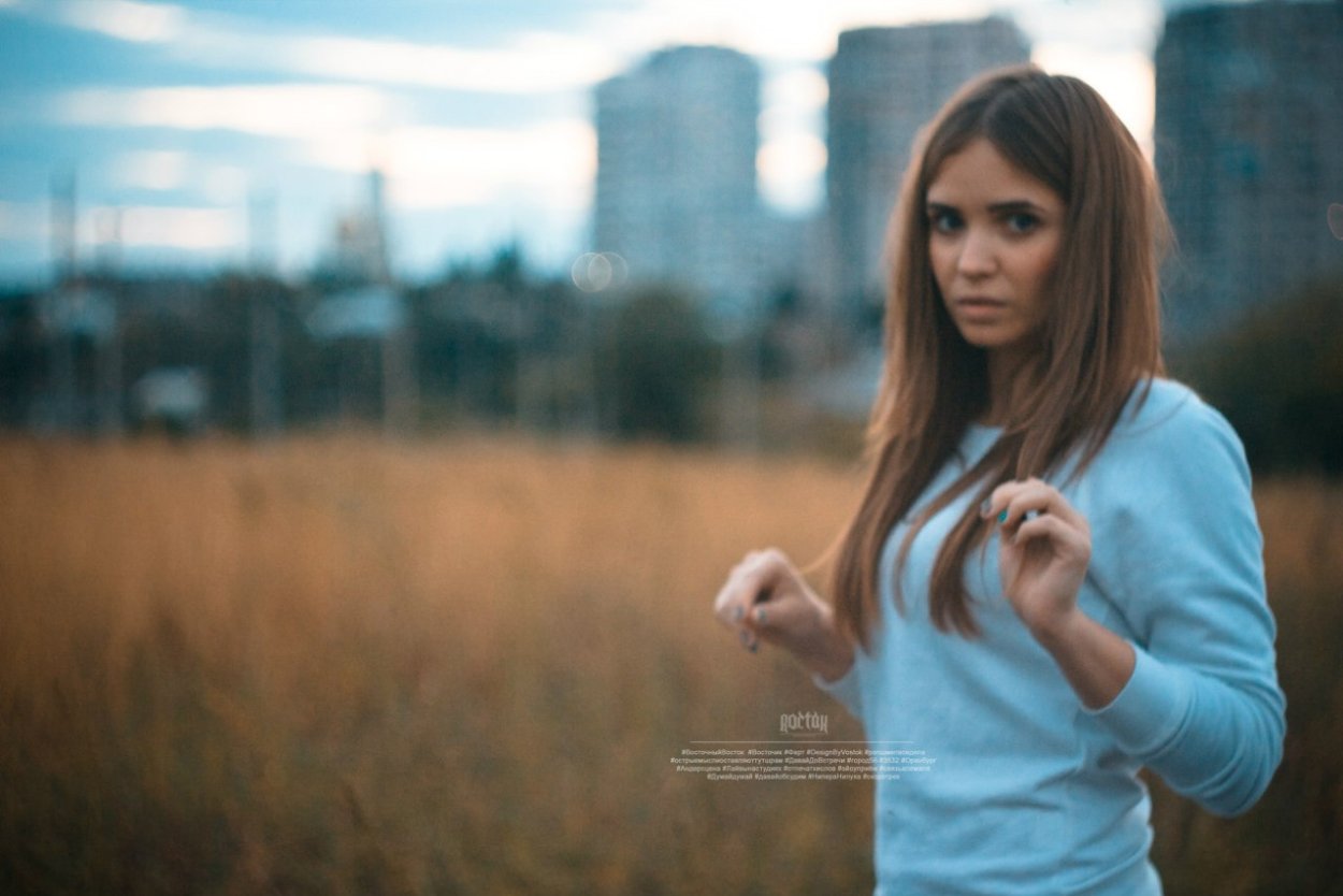 Mania певица