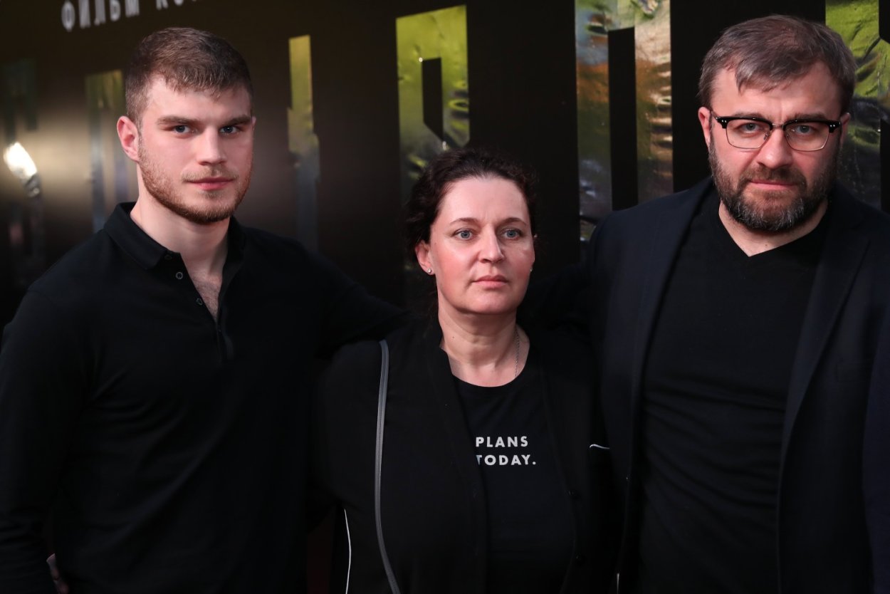 Яна Кошкина в сериале домашний арест