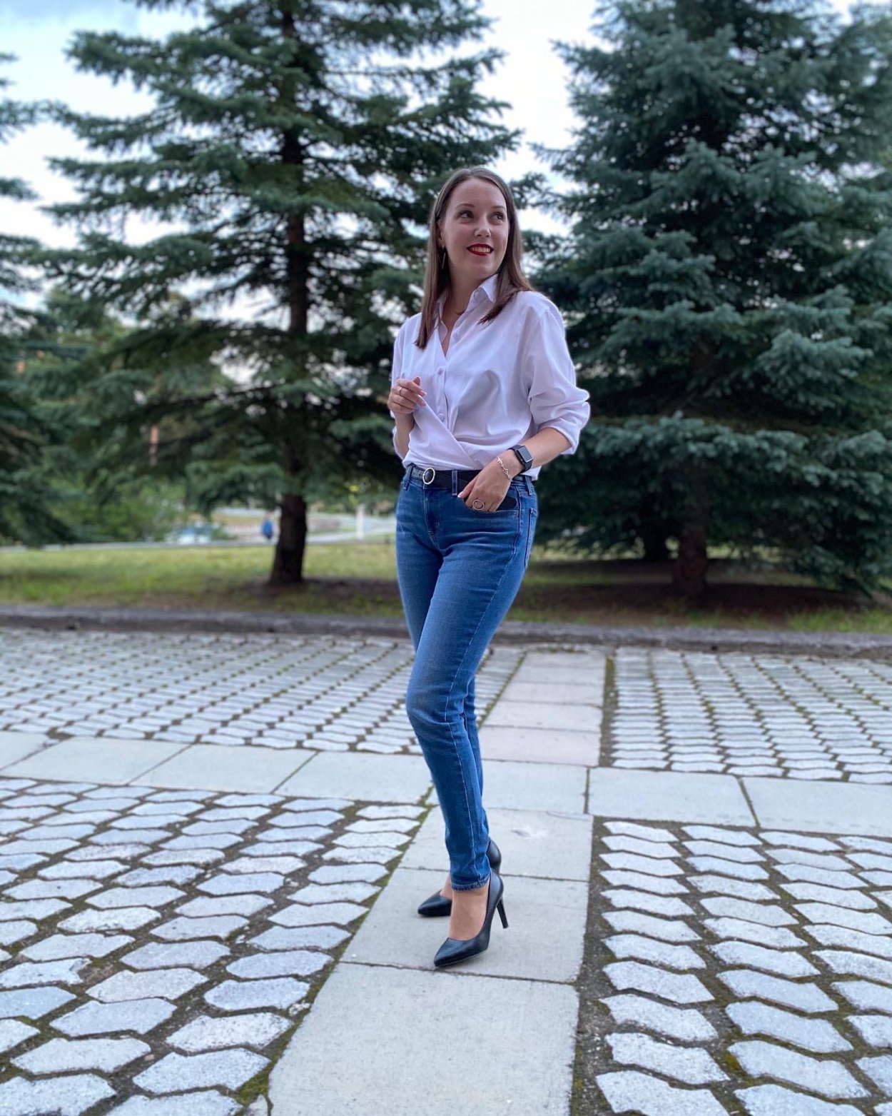 Юлия Озерова 8 915 654-59-01