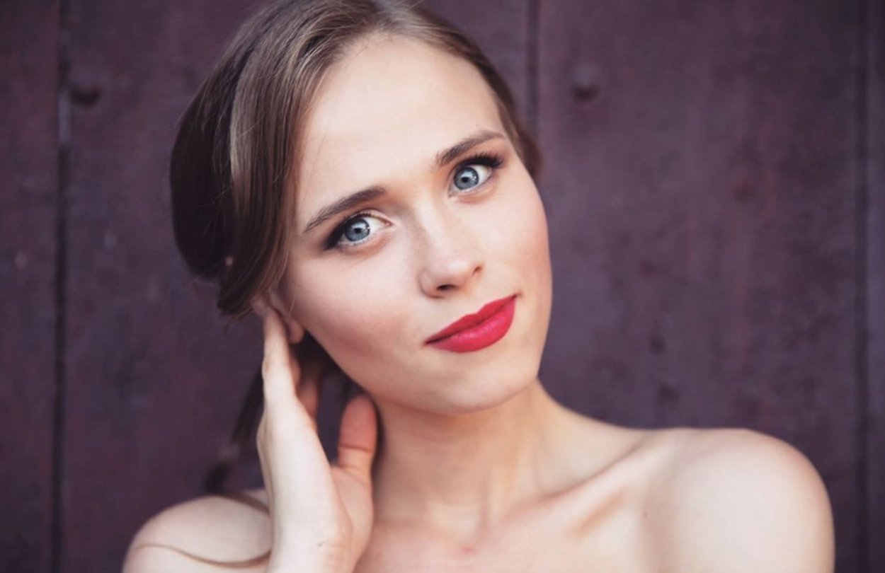 Анна кошмал