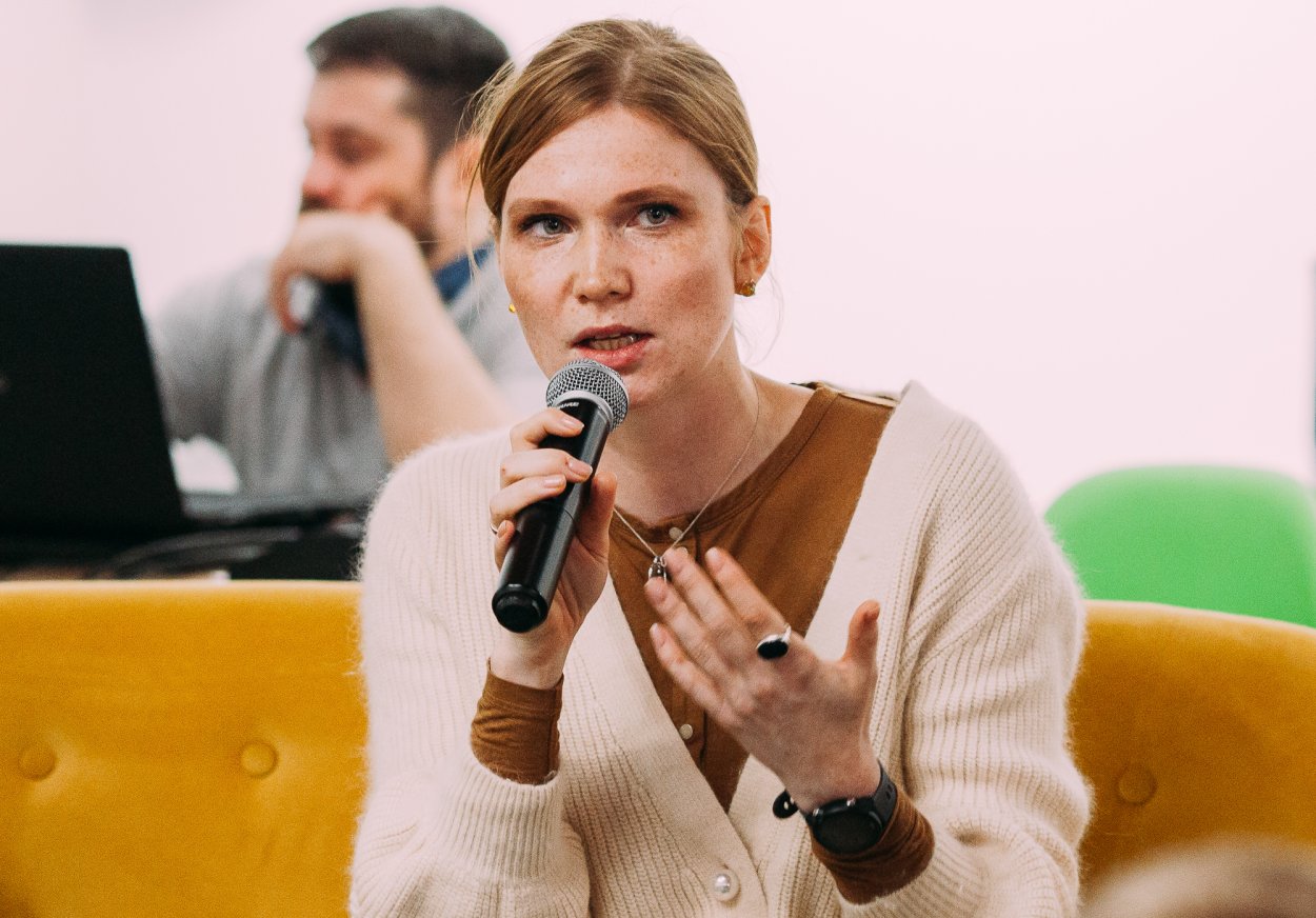 Гвен Теннисон маленькая хентай