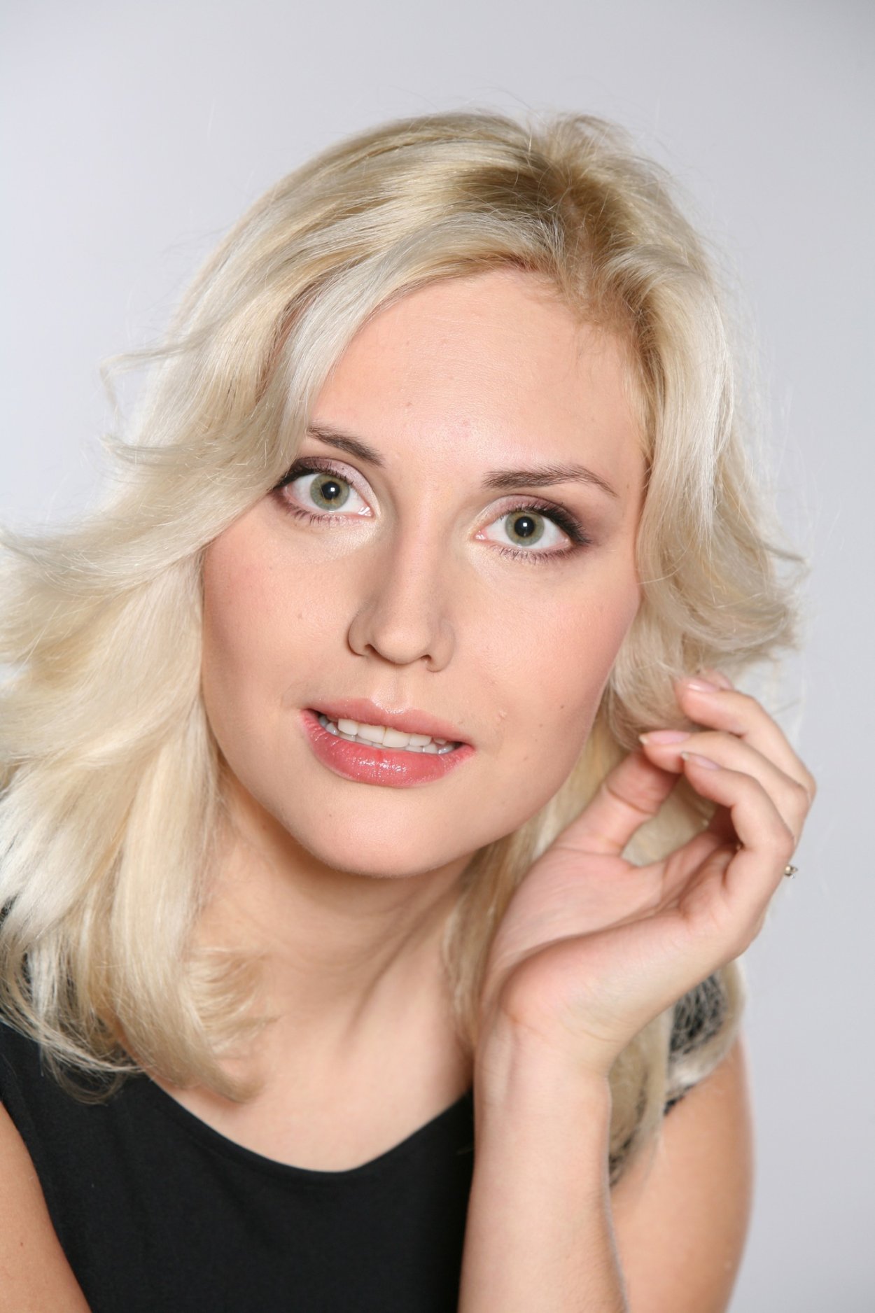 Юлия Дюльдина детективы