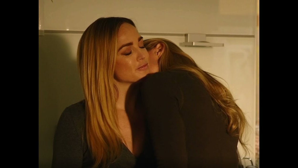 Sara and Ava сериал