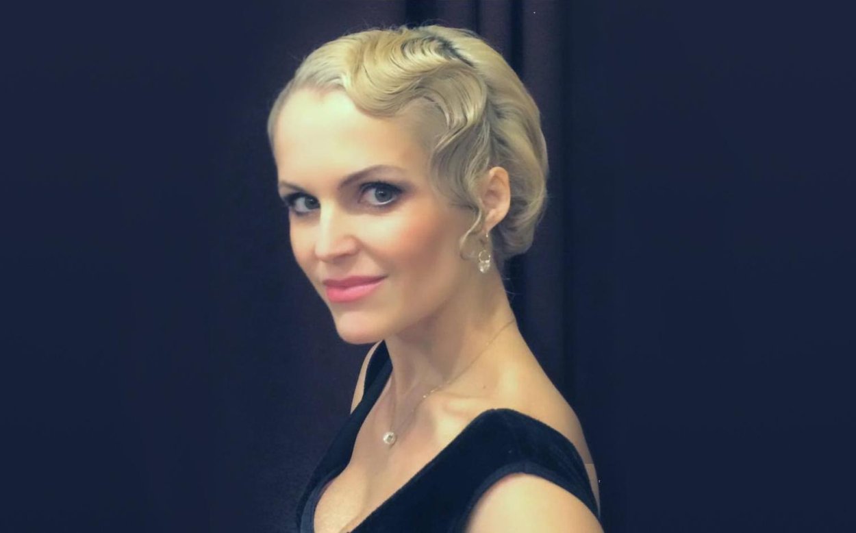 Людмила Шмелева