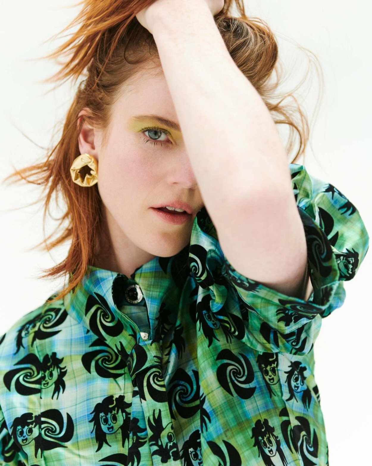 Rose Leslie 1959-2018