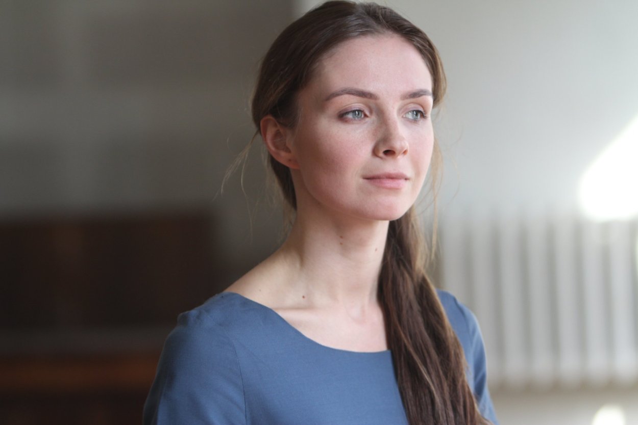 Елена летучая ножки