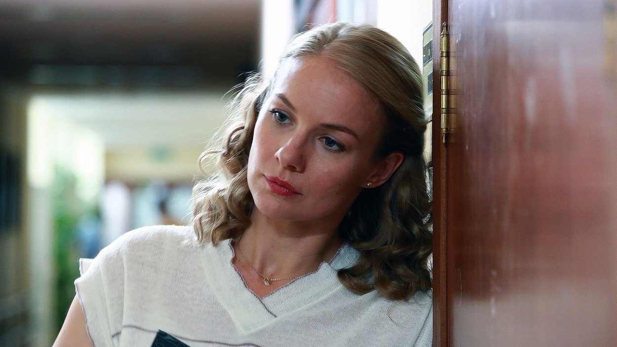 Елена Корикова
